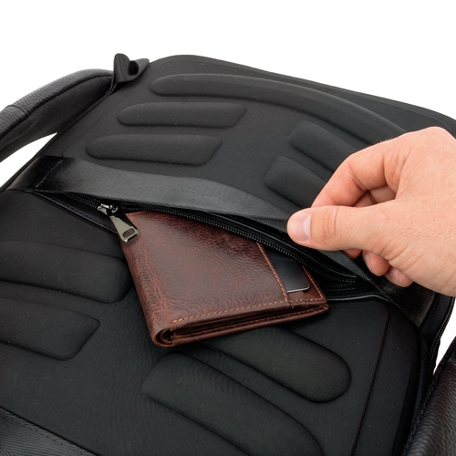 MOCHILA DE PIEL PIERRE DELONE "BANKS"