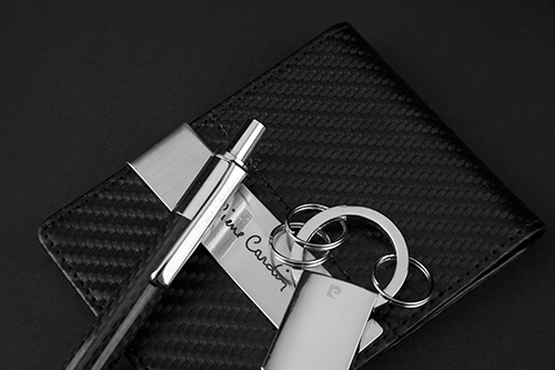 SET PIERRE CARDIN "CARBON FIBER"